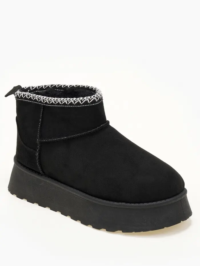 Δίσολα μποτάκια με γούνα και κέντημα