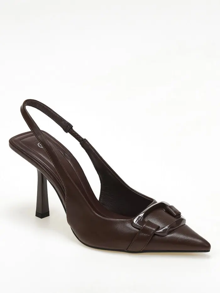 Slingback γόβες με διακοσμητική αγκράφα