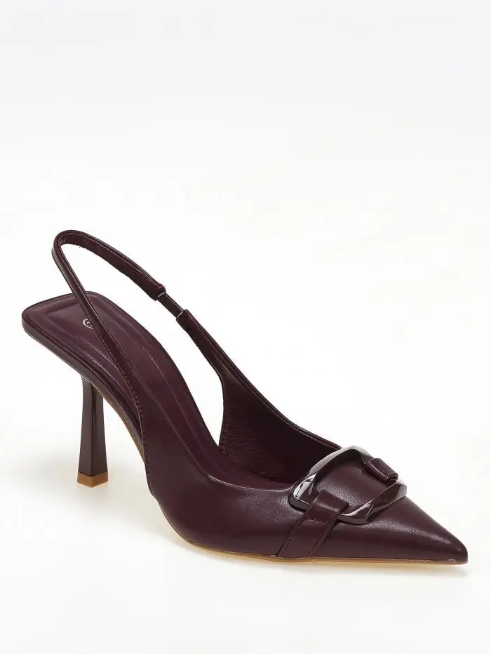 Slingback γόβες με διακοσμητική αγκράφα