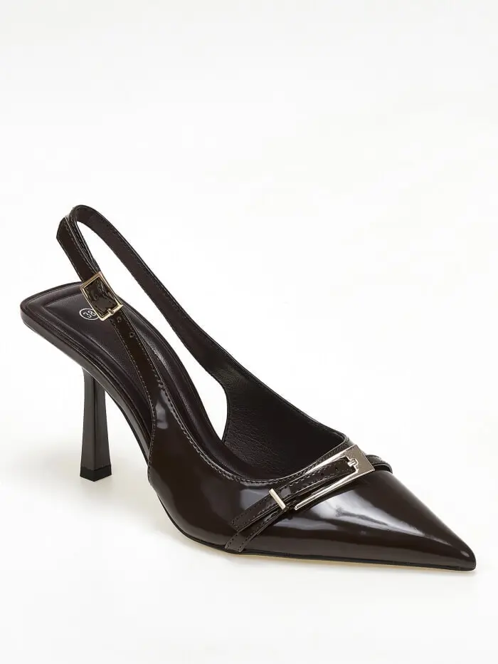 Slingback λουστρίνι γόβες με διακοσμητικό λουράκι