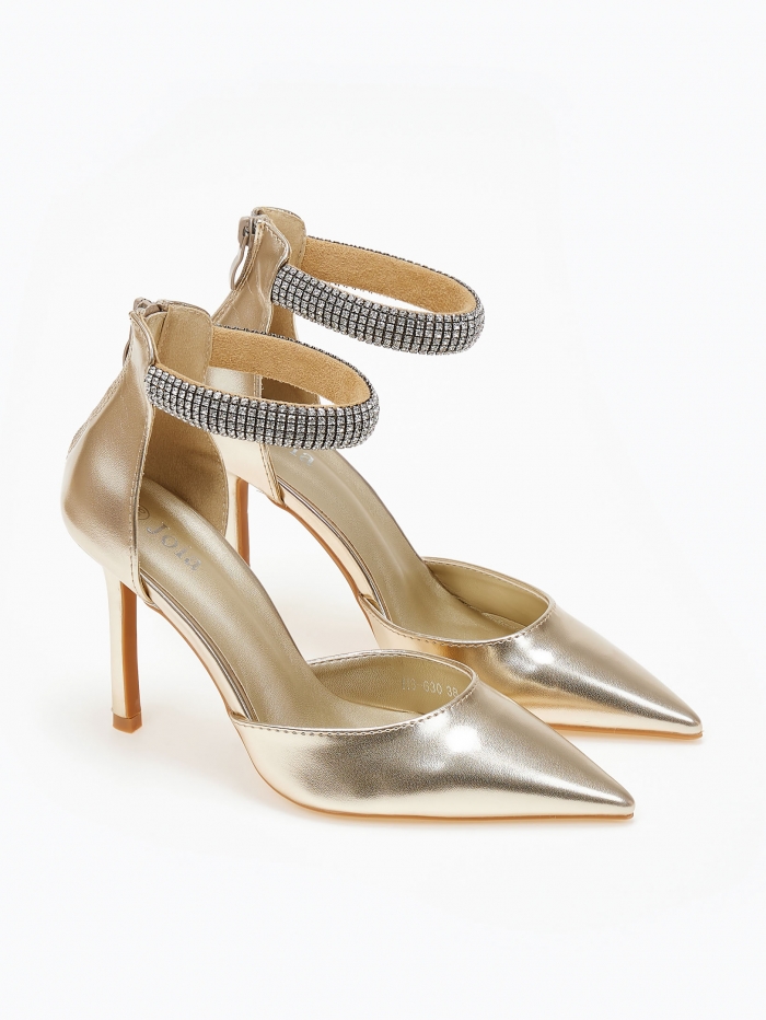 Ψηλές γόβες με λουράκι στράς