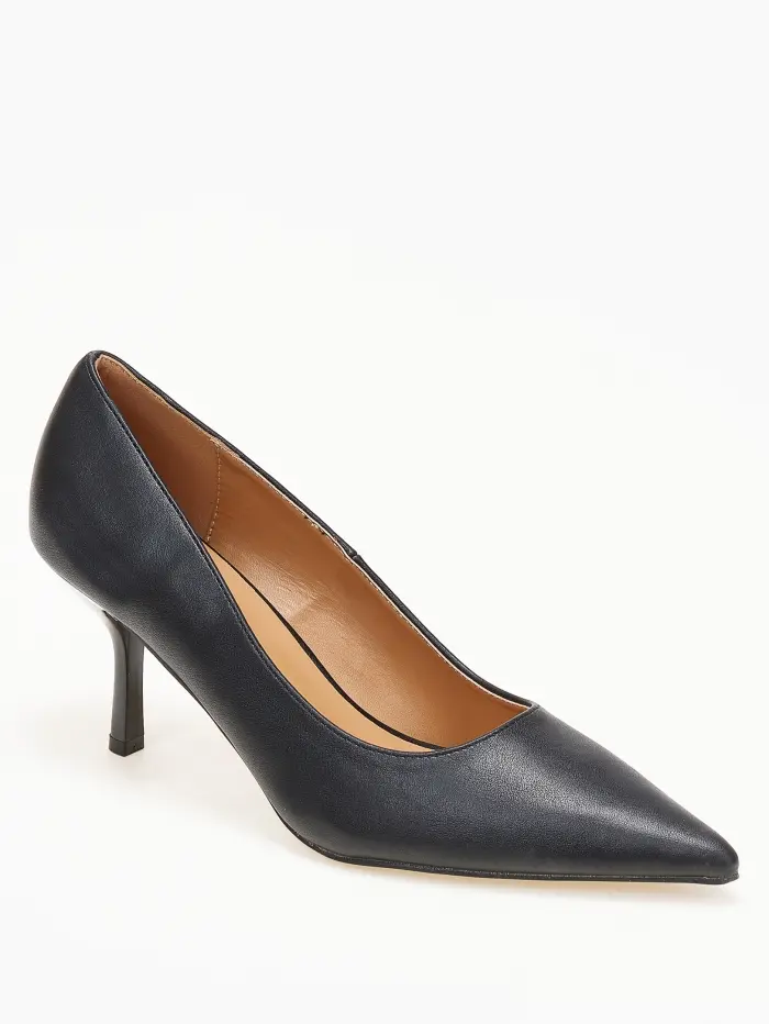 Κλασσικές γόβες με τακούνι