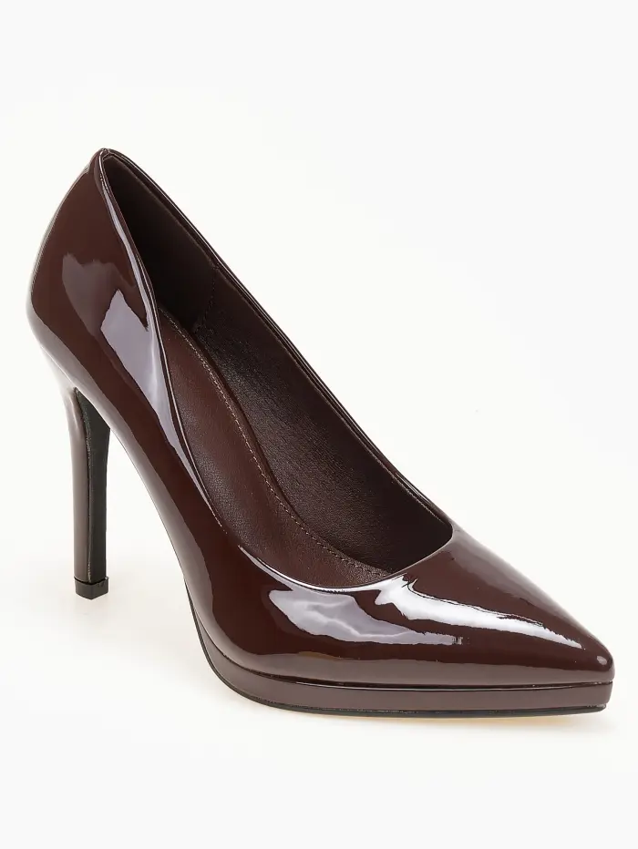 Λουστρίνι γόβες με φιάπα