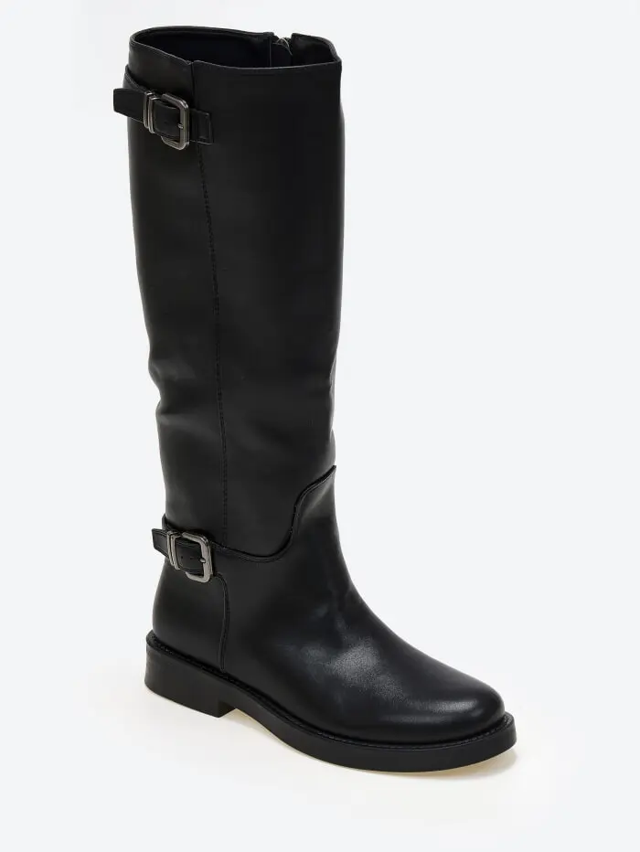 Μπότες ιππασίας με διακοσμητικά ζωνάκια