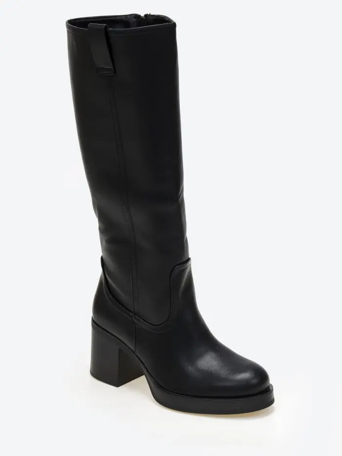 Μπότες με χοντρό τακούνι και φιάπα