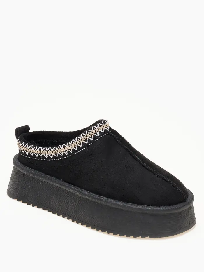 Παντόφλες δίσολες με κέντημα και εσωτερική γούνα