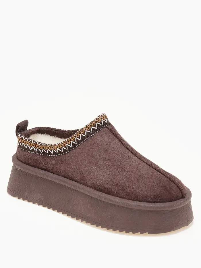 Παντόφλες δίσολες με κέντημα και εσωτερική γούνα