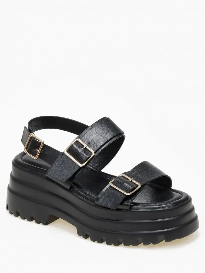 Ψηλά σανδάλια flatform με chunky σόλα