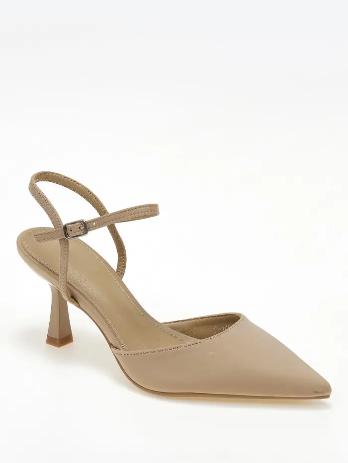 Slingback γόβες με λουράκι