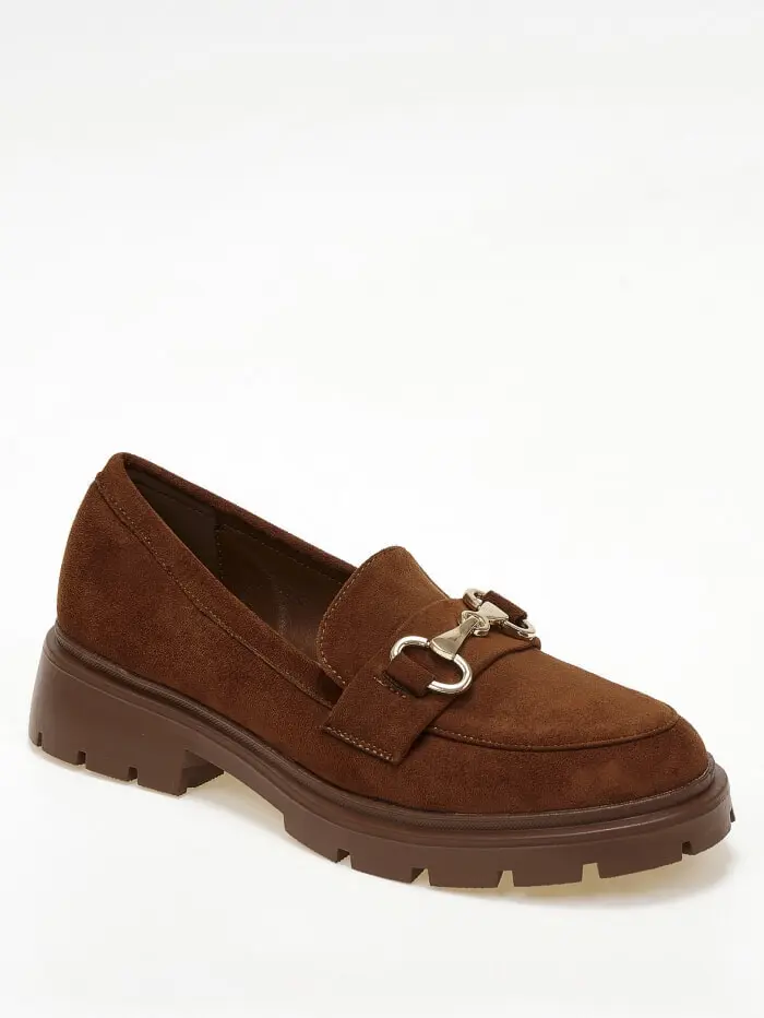 Suede loafers με διακοσμητική αγκράφα